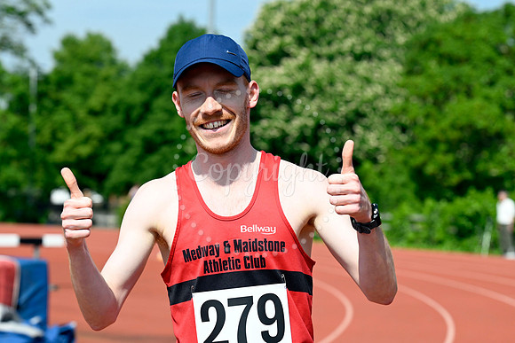SP TRACKFIELD26 090526