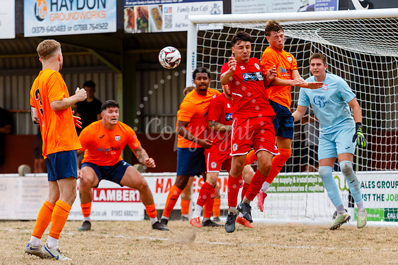 Diss Town v Stowmarket Town