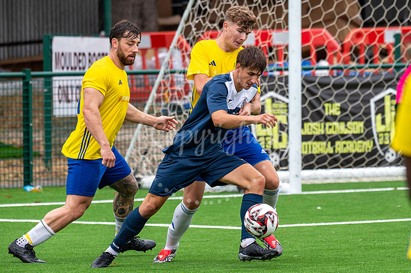 NJ NYO Stadium Nerwmarket Town Reserves V Hadleigh United. Pictu