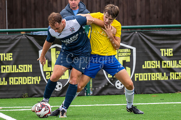 NJ NYO Stadium Nerwmarket Town Reserves V Hadleigh United. Pictu