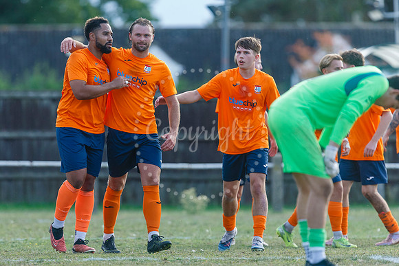 Diss Town v Wivenhoe Town
