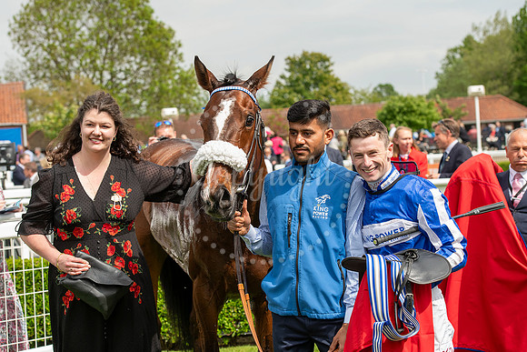 NJ SP Newmarket Rowley Mile 2000 Guineas Day. Picture by Mark We