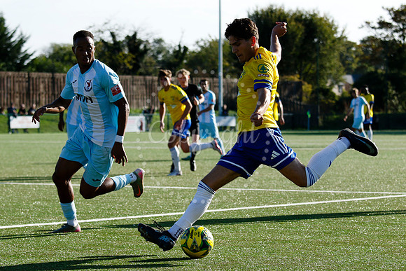 Newmarket Town v Leighton Town