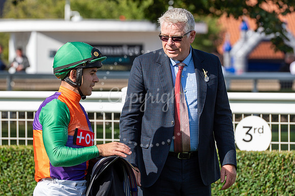 NJ Rowley Mile racecourse, NewmarketCambridgeshire Day, races C