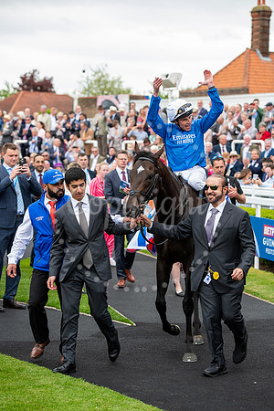 NJ SP Newmarket Rowley Mile 2000 Guineas Day. Picture by Mark We