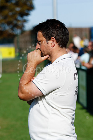 Newmarket Town v Leighton Town