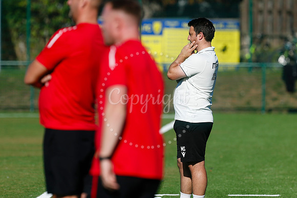 Newmarket Town v Leighton Town