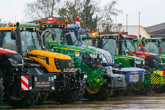 Eye Christmas Tractor Run