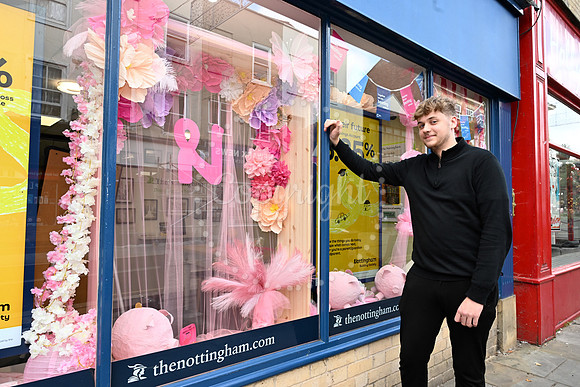 Turn Newark Pink