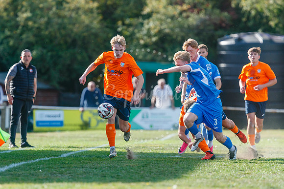 Diss Town v Wivenhoe Town