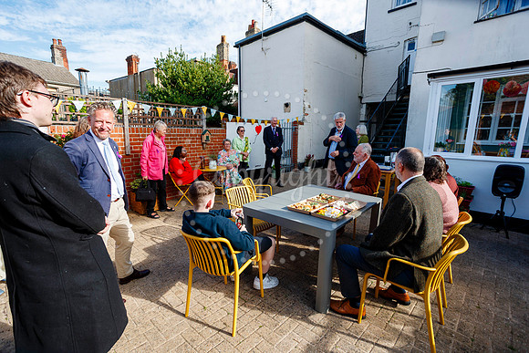 Sir Terry Waite