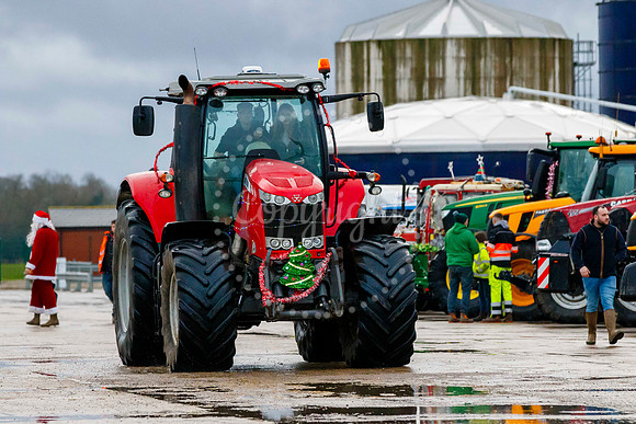 Eye Christmas Tractor Run