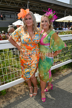 Southwell Racecourse Ladies Day