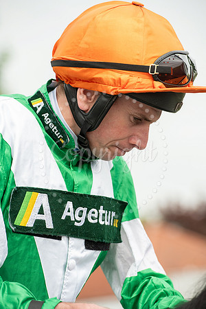 NJ SP Newmarket Rowley Mile 2000 Guineas Day. Picture by Mark We