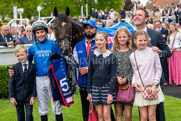 NJ SP Newmarket Rowley Mile 2000 Guineas Day. Picture by Mark We