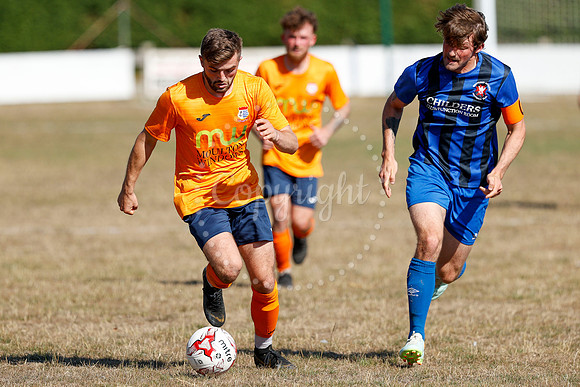 Football action from Diss Town v Whittlesey Athletic.