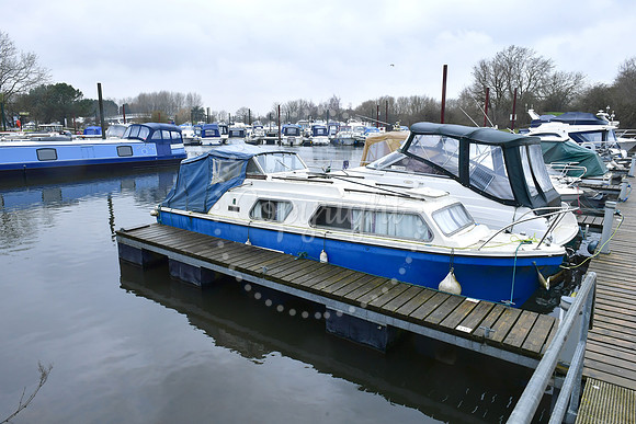 Farndon Marina