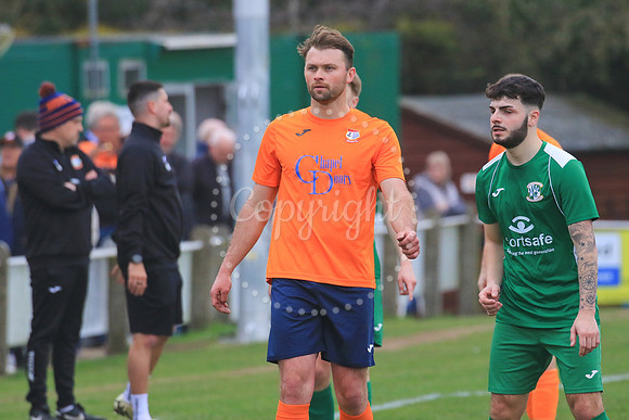 Diss Town FC v Whitton United