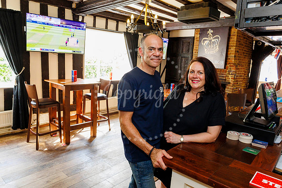 Dickleburgh Crown Sports Bar