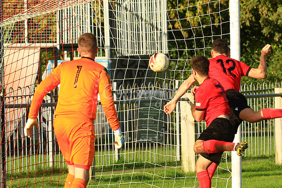 Long Stratton FC v Yelverton
