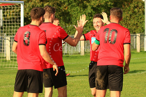 Long Stratton FC v Yelverton
