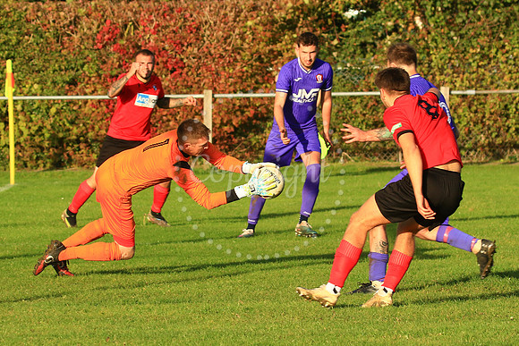 Long Stratton FC v Yelverton