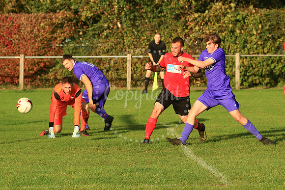 Long Stratton FC v Yelverton