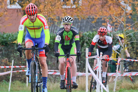 Cyclo-cross event in Redgrave