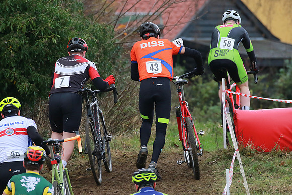 Cyclo-cross event in Redgrave