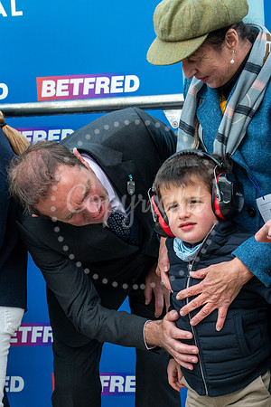 NJ SP Newmarket Rowley Mile 1000 Guineas Day. Picture by Mark We