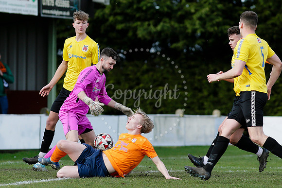 Diss Town v Pinchbeck United