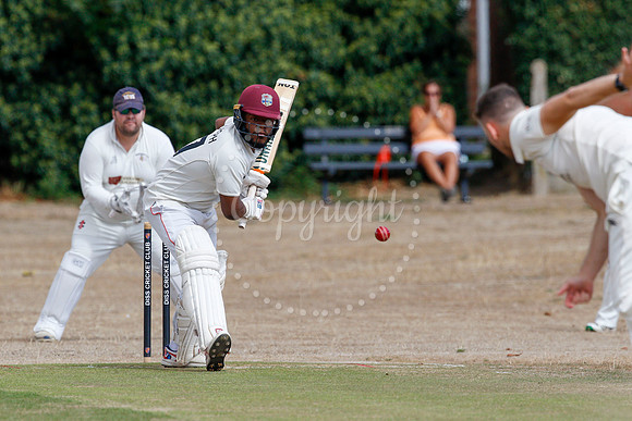 Cricket action from Diss v Bradfield