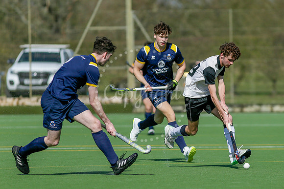 Hockey action from Harleston Magpies Men’s II vs UEA