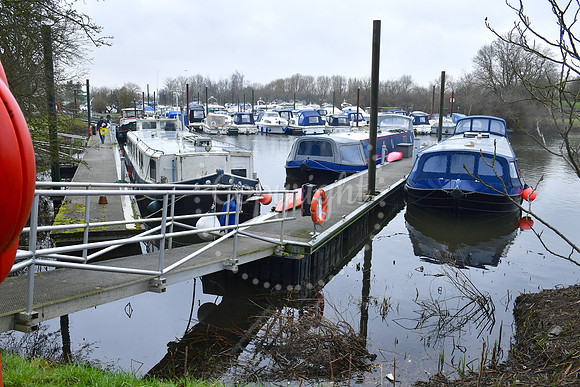 Farndon Marina