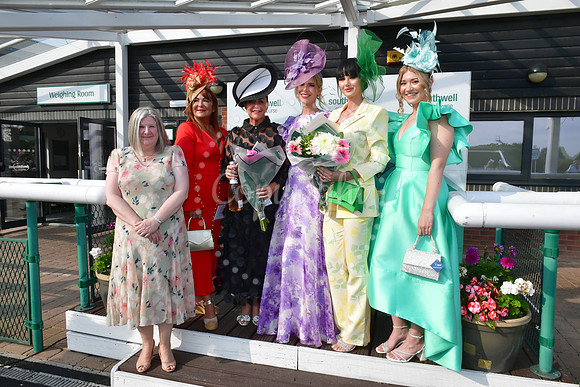 Southwell Racecourse Ladies Day