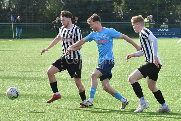 Newark Town v Heanor football action