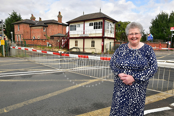 Sue Saddinton at Newark Castle Level Crossing
