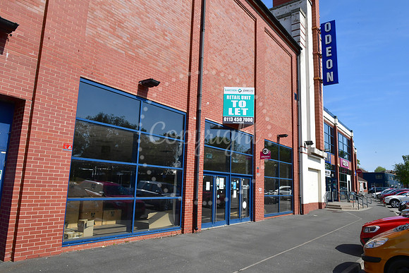 Empty retail unit in London Road car park