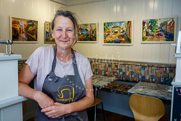 Santiago’s art cafe art exhibition by Ukranian artist