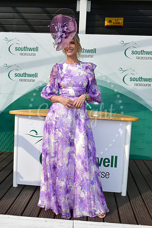 Southwell Racecourse Ladies Day
