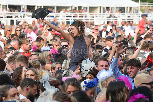 Southwell Racecourse Ladies Day