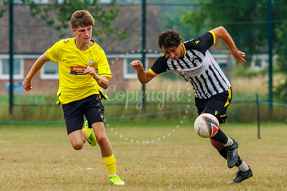 Scole United vs Harleston Town