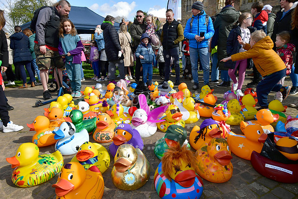 Children's Bereavement Centre and Newark Round Table, Duck race
