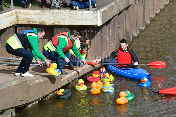 Children's Bereavement Centre and Newark Round Table, Duck race