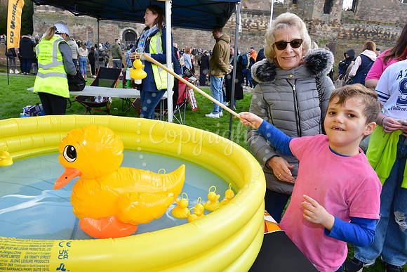 Children's Bereavement Centre and Newark Round Table, Duck race