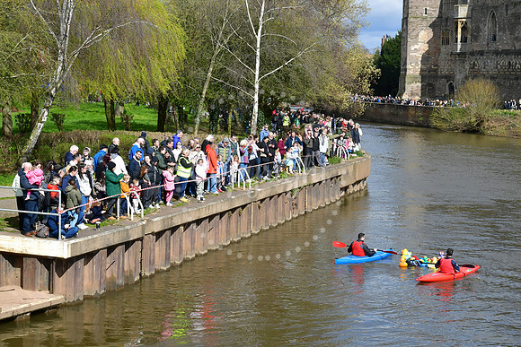 Children's Bereavement Centre and Newark Round Table, Duck race