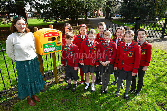 Highfields School, Defibrillator