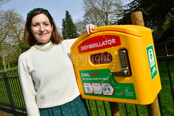 Highfields School, Defibrillator