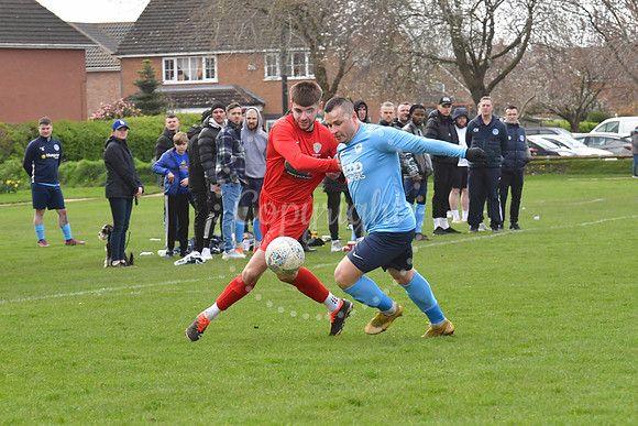 Newark Town (blue) v Bottesford (red) Newark Alliance Pat Jepson