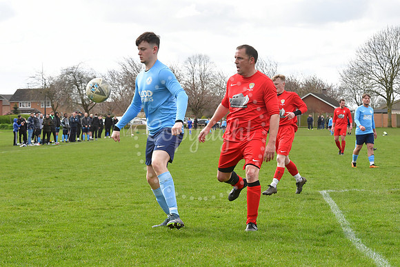 Newark Town (blue) v Bottesford (red) Newark Alliance Pat Jepson